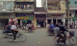 Video: Thước phim về đường phố Hà Nội năm 1995 gây thương nhớ