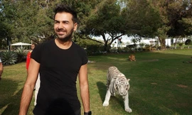 Thăm dinh thự Hoàng gia Dubai, nơi hổ, sư tử đi lại trong nhà