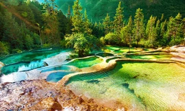 Thung lũng với 3.000 hồ nước bậc thang ở Trung Quốc