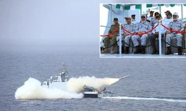 Pakistan khoe uy lực tên lửa hành trình tự chế mới