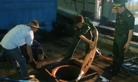 Biên phòng bắt hai tàu chở 37.000 lít dầu DO