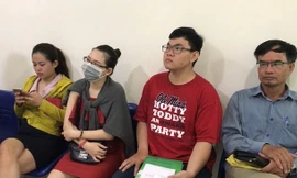 Sinh hoạt sai tư thế khiến nhiều người Việt đau xương khớp