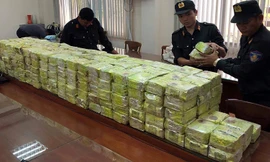 Đường đi của 300 kg ma tuý đá đến Sài Gòn