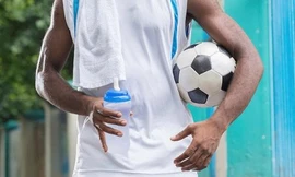 Uống nước quá nhiều cũng có thể gây độc?