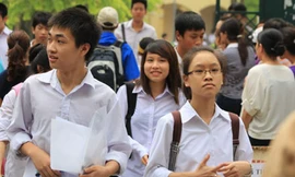 Nhiều giáo viên, học sinh tỏ ra hoang mang với các phương án tuyển sinh vào lớp 10 ở Hà Nội. 