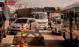 Tài xế tiếp tục phản ứng tại trạm BOT Cần Thơ – Phụng Hiệp