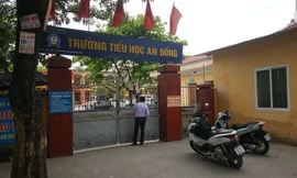 Trường tiểu học An Đông, Hải Phòng- nơi xảy ra vụ việc học sinh bị cô giáo phạt uống nước vắt từ giẻ lau bảng.