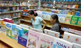 Ngày 20/9, Bộ GD&ĐT chính thức kiểm tra NXBGDVN liên quan tới vấn đề độc quyền SGK Ảnh: Hồng Vĩnh