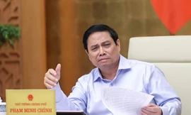 Thủ tướng: Tiền để đấy không tiêu được rất xót ruột