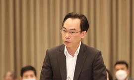 Thứ trưởng Bộ Giáo dục: Từng bước đưa toàn bộ học sinh tới trường sau Tết