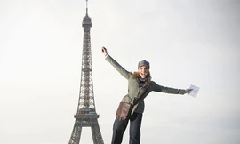 Phụ nữ Pháp được ...mặc quần dài