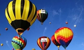 Không gian đầy màu sắc của các lễ hội trên thế giới