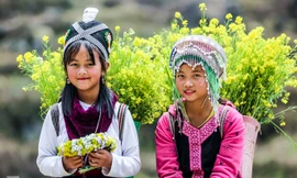 Ngắm nét ngây thơ của những đứa trẻ vùng cao nguyên đá Hà Giang