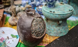 'Thời ông bà anh' ở phiên chợ Tết kỳ lạ đất Hà Thành