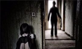 Xem camera, người mẹ phát hiện con gái bị dâm ô tại nhà