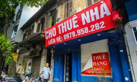 Dịch COVID-19 tái bùng phát, nhiều cửa hàng đất 'kim cương' ở Hà Nội im lìm