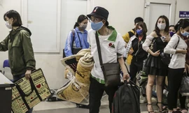 Lấy 3 tòa nhà làm khu cách ly, sinh viên ở Mỹ Đình di dời trong đêm