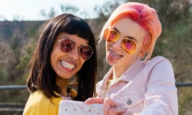 Hối hận vì khoe cuộc sống cá nhân lên mạng