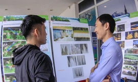 Triển lãm, lấy ý kiến người dân việc xây dựng kè mới hồ Hoàn Kiếm