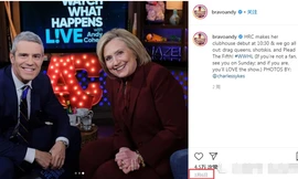 [Showbiz] MC truyền hình Mỹ bị nhiễm Covid-19 vừa phỏng vấn Hillary trước khi cách ly