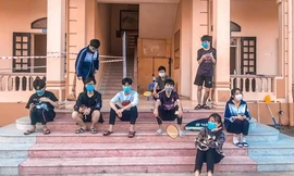 Kỳ nghỉ Tết đặc biệt trong khu cách ly của teen Hải Dương: “Lớp chúng mình chỉ đang đi du lịch thôi!“