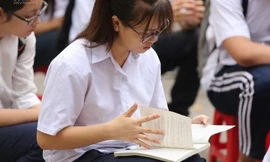 Thi vào lớp 10 ở Hà Nội: “Né” trường có tỷ lệ chọi cao, teen lưu ý gì khi đổi nguyện vọng?