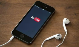 Muốn nghe YouTube trên điện thoại nhưng lại cần sử dụng app khác, bạn phải biết chiêu này!