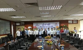 Tập đoàn Sao Mai ký kết hợp đồng mua bán điện với EVN