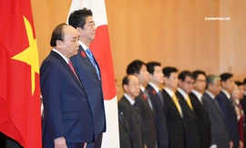 Lễ đón Thủ tướng Nguyễn Xuân Phúc thăm Nhật Bản