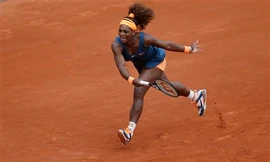Serena Williams khởi đầu thần tốc
