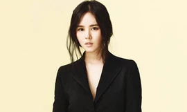 Han Ga In khoe vẻ kiêu kì trên Elle