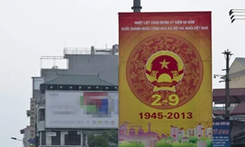 Bí thư Quận ủy nhận trách nhiệm pano 2/9 in sai tên nước