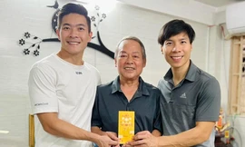 Quốc Cơ- Quốc Nghiệp giới thiệu cặp truyền nhân với thầy giáo cũ