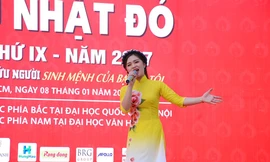 Ca sỹ Ngọc Thúy: 'Chủ nhật Đỏ là ngày hội đậm chất trẻ'