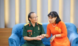 Chuyện tình 43 năm xa cách và hạnh phúc muộn của Lữ trưởng Lữ đoàn Đặc công 198