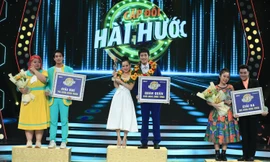 Suýt bị loại, 'cặp đôi hài hước' vươn lên giành 100 triệu đồng