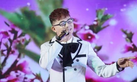 Nam ca sĩ muốn được đồng hành cùng Nâng bước thủ khoa