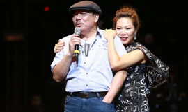 Ca sĩ Trần Thu Hà khẳng định nhạc sĩ Trần Tiến vẫn khoẻ mạnh