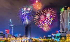 TP HCM bắn pháo hoa phục vụ nhân dân dịp lễ 30/4 