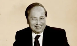 Nhạc sĩ Lam Phương vừa từ trần vào khoảng 6 giờ tối ngày 22/12 tại thành phố Fountain Valley, California, Mỹ.