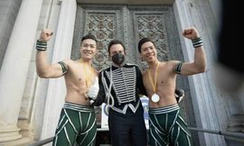 Anh em 'Hoàng tử Xiếc' vỡ òa trong niềm vui lập kỷ lục mới