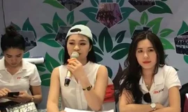 Cô gái triệu view vừa rửa chén vừa hát lại gây bão mạng