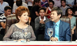 Cặp danh ca Phương Dung-Thái Châu đắt show dù ở tuổi 'thất thập'