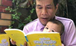 Khi nhà thơ 'cao tuổi' nuôi.....con mọn