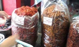 Thịt ôi tẩm hóa chất 'phù phép' thành bò khô