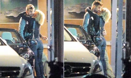 Pique và Shakira hôn nhau giữa phố