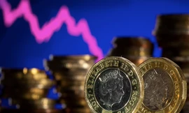 Giá đồng bảng Anh có thể tiếp tục giảm thêm nữa. (Đồ hoạ: Reuters)