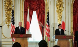 Tổng thống Mỹ Joe Biden và Thủ tướng Nhật Fumio Kishida trong cuộc họp báo chung tại Tokyo ngày 23/5. (Ảnh: Reuters)