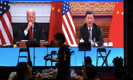 Tổng thống Mỹ Joe Biden (trái) và Chủ tịch Trung Quốc Tập Cận Bình. (Ảnh: Reuters)