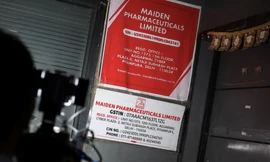 Nghi ngờ đang bủa vây hãng dược Maiden của Ấn Độ, sau bê bối gần 70 trẻ em Gambia thiệt mạng. (Ảnh: Reuters)
